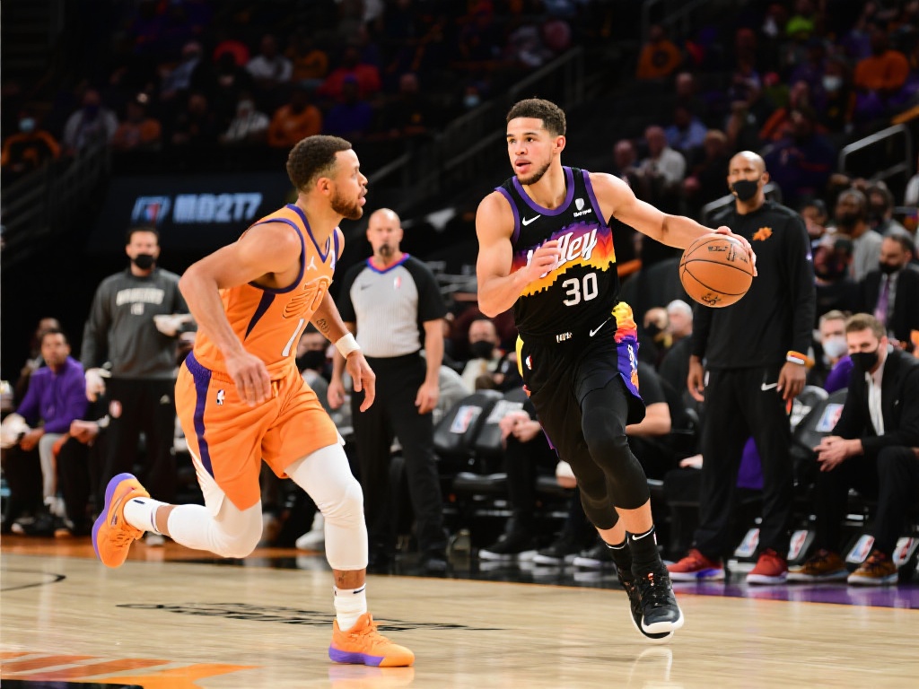 勇士大战太阳：季后赛巅峰之争引爆热潮