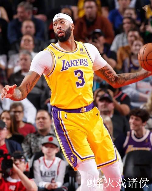 浓眉35分詹姆斯21+8 湖人22分逆转奇迹战胜太阳