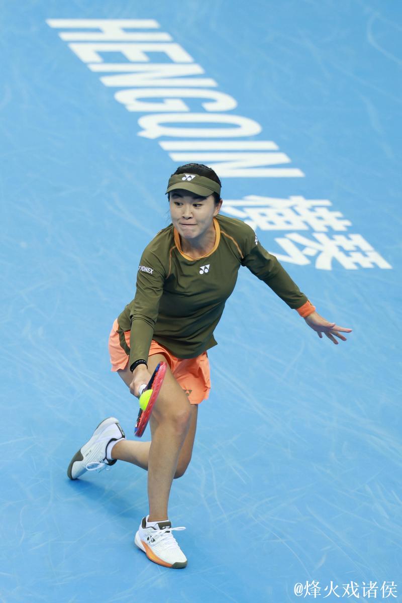 朱琳代表安徽队摘得十五运会网球女子单打金牌